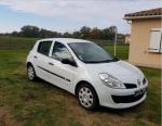 Je donne m'a voiture renault clio lll 1.5l dci 85ch en bon... - Miniature