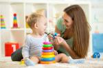 Recherche baby sitter - Miniature